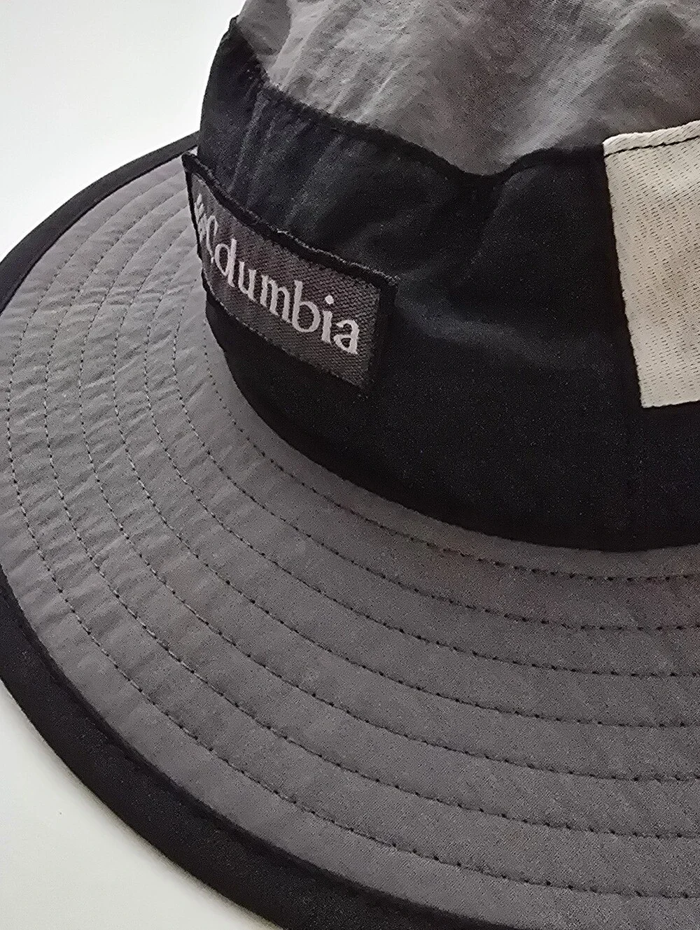 Columbia Kids Bora Bora II Booney Hat L/XL Omni-Shade UPF 50 Hiking Gray